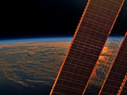 Россия отправит к МКС корабль для затопления старого отсека, заявил источник