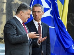 Порошенко заверил НАТО в приверженности Украины вступлению в альянс