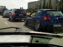 Воронежцев удивил необычный стэнс-Volkswagen с выгнутыми колесами