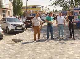 Очередной этап ремонта тротуаров в центре Бердянска завершен на 90%. Где будут ремонтировать дальше?