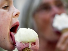 Супрун советует не отказываться от мороженого, когда болит горло