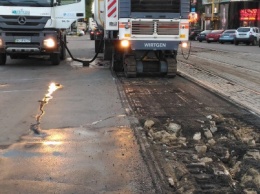 В Запорожье "Onur" заканчивает ремонт дороги возле "Украины": делали вечером и ночью, - ФОТО, ВИДЕО