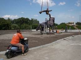 В Киеве устанавливают памятник Илье Муромцу