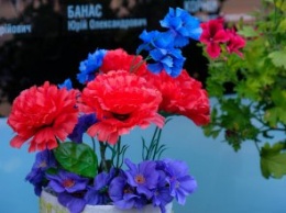 На Аллее памяти возле ДнепрОГА почтили память погибших под Шахтерском (ФОТОРЕПОРТАЖ)
