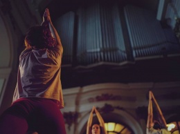 Pussy Riot по-украински: во львовском храме йоги посветили пятой точкой