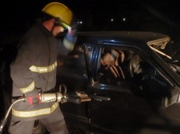 ДТП на Херсонщине: тело водителя из авто доставали спасатели