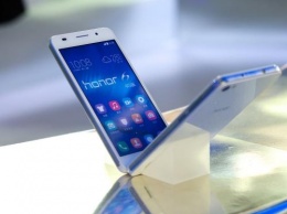 Huawei Honor View 10 получит версию с 8 ГБ ОЗУ
