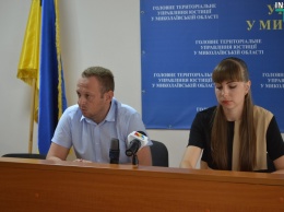 Испугавшись запрета на выезд за границу, двое неплательщиков алиментов на Николаевщине заплатили более чем 500 тысяч гривен каждый