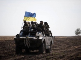 Украинские военные взяли под контроль еще один поселок в "серой зоне" - ИС