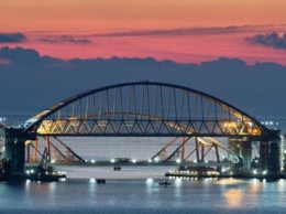 Строительство Крымского моста легло в основу романтической комедии