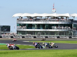 MotoGP: Обновленный Silverstone - двойной челледж для Michelin