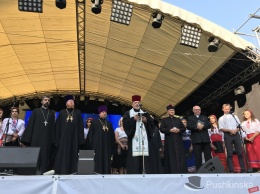 Одесситы присоединились к всемирному молебну за Украину. Фото