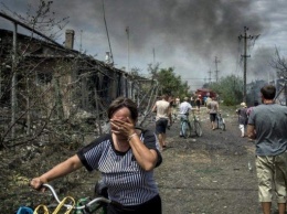 Боевики "ДНР" открыли огонь по мирным жителям: кадры с места происшествия