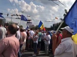 Долой мафию! Молдову охватили массовые протесты против власти
