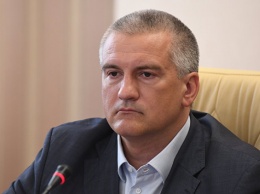 Аксенов назвал главную причину пробок в Крыму