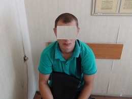 В Бердянске задержан житель Запорожья, пытавшийся ограбить человека на вокзале