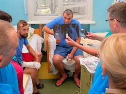 Две днепровские больницы получили медикаменты от литовцев