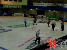 Хоккейный клуб "Днепр" в подготовке к старту сезона обыграл команду из Белой Церкви