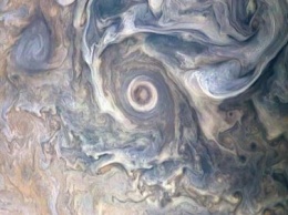 В NASA опубликовали необычный пейзаж с поверхности Юпитера