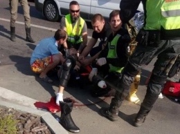 В Киеве в ДТП мотоциклисту оторвало ногу