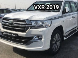 Новые фото Land Cruiser 200 и Lexus LX 2019 года (рестайлинг)