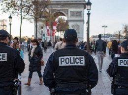 Российских туристов ограбили в Париже на $1 млн