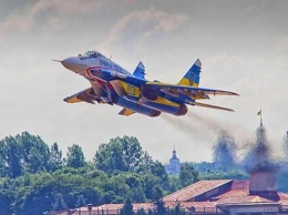 Украинские ВВС отработали удары по десанту в Приазовье (ВИДЕО)