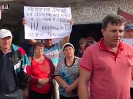 "Выгоды для громады никакой": жители Запорожской области перекрыли трассу, протестуя против ТЭЦ