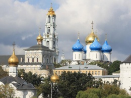 РПЦ предложила снести центр Сергиева Посада ради "православного Ватикана"