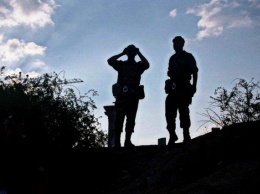 Около 40 пограничников на Херсонщине отравились из-за выбросов в Крыму