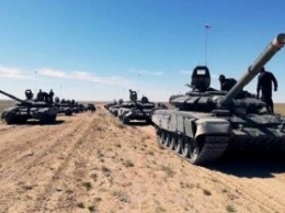 Украина перебросила войска на Азовское побережье
