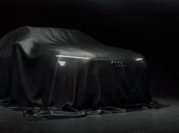 Audi показала новый тизер своего первого электрокроссовера Audi E-Tron