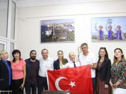 Делегация педагогов из Турции заинтересовалась Николаевской школой №22