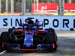 Гонщики Toro Rosso дебютировали на сингапурской трассе