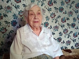 Бердянская долгожительница Мария Дьякова: "Ученики любили меня. Из армии не девушкам, а мне писали"