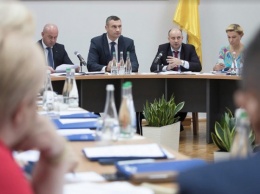 Кличко на XIV Украинском муниципальном форуме: К Ассоциации городов Украины присоединились еще 40 участников