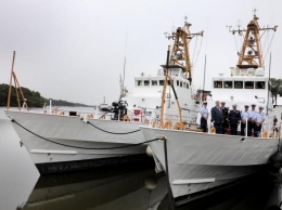 США торжественно передали Украине первые два катера типа "Айленд"