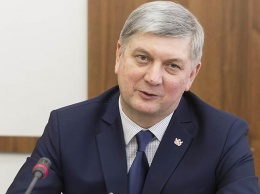 Воронежский губернатор выдал своему заму 23 оклада "золотой парашют" и через 2 дня взял на ту же должность