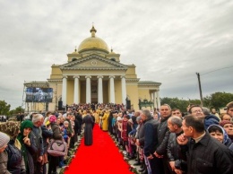 В родном городе Порошенко к 1030-летию Крещения Киевской Руси освятили Спасо-Преображенский собор Актуально