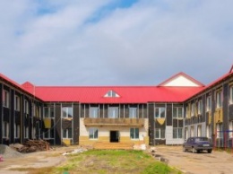 ДнепрОГА реконструирует опорную школу в Николаевке - Валентин Резниченко