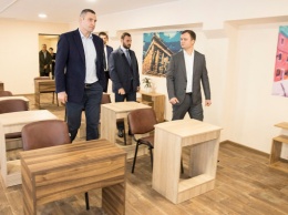 Кличко заявил о планах отремонтировать все общежития для работников "Киевпасстранс"