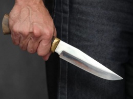 В Запорожской области злоумышленник с ножом напал на предпринимателя в туалете