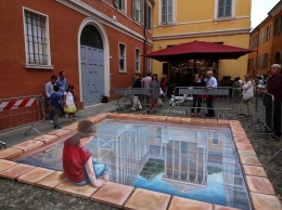 Голландский художник создает на улицах невероятно реалистичные 3D-граффити