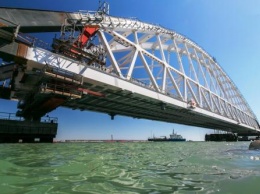Украинских диверсантов могут готовить к подрыву Крымского моста - эксперт