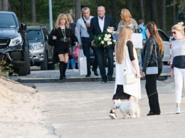 Каждую измену Галкина Пугачева переживает в Латвии с любовником - соцсети