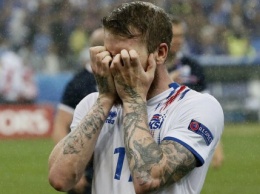 Исландцы забили 3 гола в матче с чемпионами мира - французами