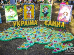 В воскресенье криворожан ждет благотворительный полумарафой, фестиваль козацкой песни, показ военной техники