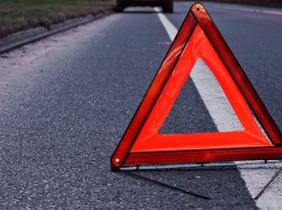 На Херсонщине водителя могли оштрафовать из-за глубокой ямы на дороге