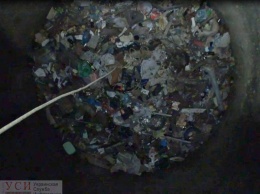 Старинные колодцы на Екатерининской и других улицах забивают мусором