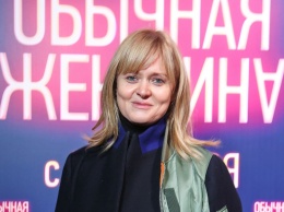 Анна Михалкова приехала на премьеру своего нового сериала на метро